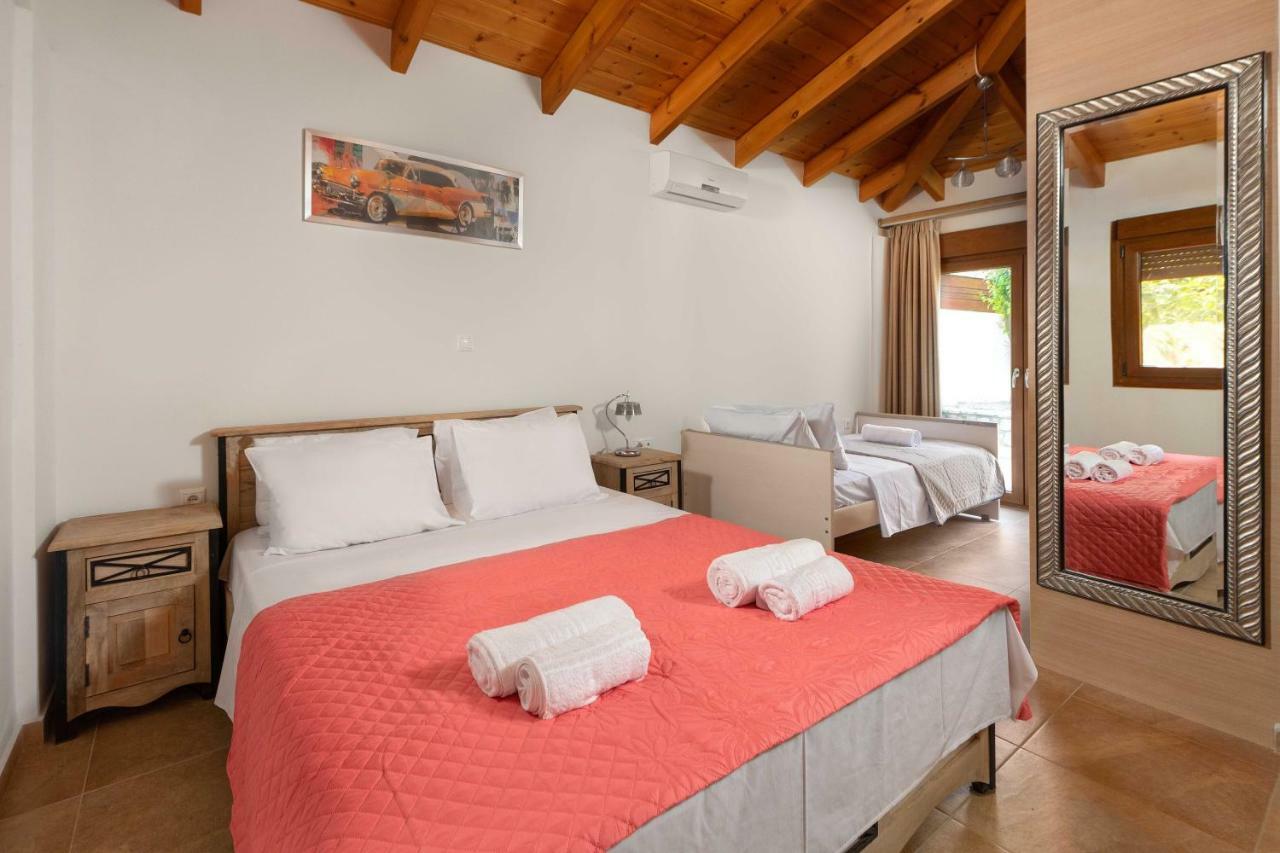 Oasis House In Filerimos Casă la țară *